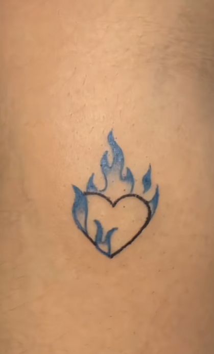 Fire Tattoos Ideas, Red And Blue Heart Tattoo, Hearts On Fire Tattoo, Heart Line Art Tattoo, Heart In Fire Tattoo, Blue Heart Tattoo Ideas, Lightning Heart Tattoo, Blue Flames Tattoo, Flaming Heart Tattoo Simple