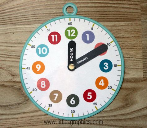 FREE printable clock with hour and minute hand labeled diy kids paper clock Diy Wall Clock Ideas For Kids, Paper Clock Diy, Clock Hands Printable, Clock Printable For Kids, Diy Clock For Kids, Clock Diy Ideas, Clock Printable, Teaching Clock, Paper Clock