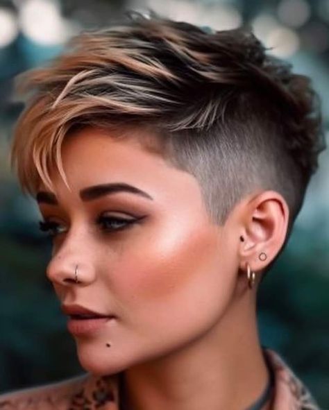 Short Female Haircut Shaved Sides, Edgy Blonde Pixie Haircut, Blonde Pixie With Dark Roots, Short Hair With Shaved Sides For Women, Short Hair Styles For Women Pixie, Hair Color Ideas Short Hair Pixie Cuts, Short Hair With Shaved Side, Short Blonde Hairstyles Pixie, Two Tone Short Hair