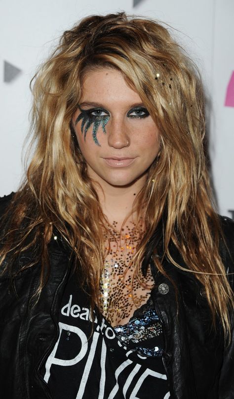 Kesha Costume, Kesha Halloween Costume, Kesha Makeup, Kesha Outfits, Kesha Style, Kesha Concert, Kesha Hair, Kesha Rose, We Will Rock You