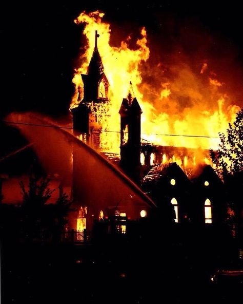 Burning Mansion Aesthetic, Building Burning Aesthetic, Building On Fire Drawing, Burning Building Drawing, Burning Building Aesthetic, Burning Church Drawing, Church On Fire, Burning Church, Burning Building