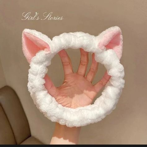 Sports Makeup, Makeup Hairband, Cat Ear Headband, Spa Facial, Cat Ears Headband, Spa Headband, Bow Headband Hairstyles, Facial Spa, Ear Hair