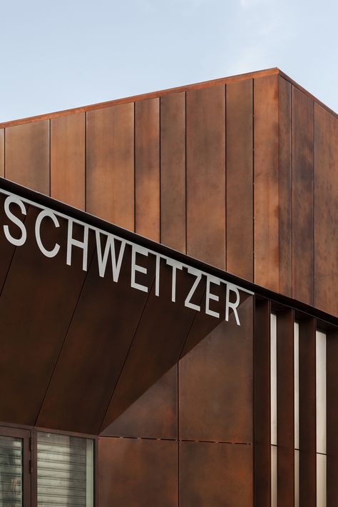 Signage Architecture, Architecture Signage, Building Signage Design, Building Signage, Facade Signage, Metal Signage Design, Metal Signage Exterior, Corten Steel Facade, Industrial Signage Exterior