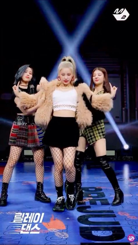 Kpop Relay Dance, K Pop Fancam, Itzy Dance, K Pop Dance, Itzy Wannabe, Relay Dance, Dance Pop, Dance Fancam, Kpop Videos