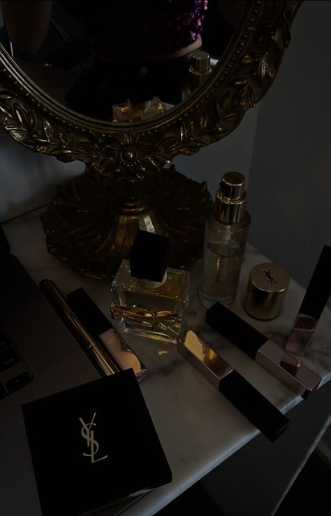 Yves Saint Laurent Aesthetic, Saint Laurent Aesthetic, Ysl Aesthetic, Beauty Products Photography, Luxury Lifestyle Dreams, Luxury Makeup, New Gadgets, Aesthetic Photo, Old Money