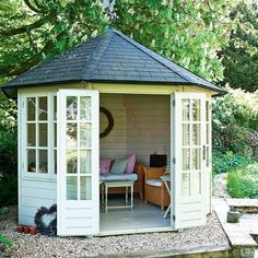 Small Garden Summer House Ideas, Garden Summer House Ideas, Summerhouse Interiors Ideas, Octagonal Summer House, Small Summer House, Corner Summer House, Summer House Design, Garden Huts, Summer House Interiors