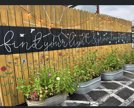 Preschool Entrance Ideas, Nursery School Garden Ideas, School Entrance Ideas, Daycare Fence Ideas, Daycare Signs Outdoor, Preschool Entrance, School Garden Design Outdoor Classroom, Eyfs Outdoor Area Signs, School Garden Club