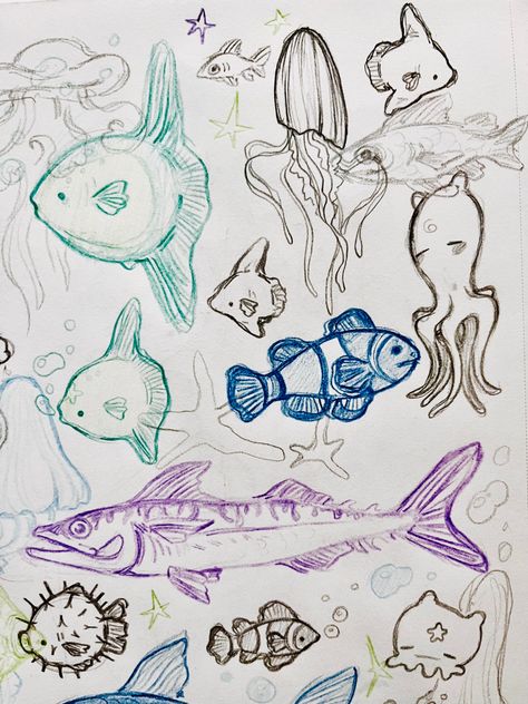 Sea Animal Reference, Sea Critters Drawing, Cute Sea Life Drawings, Sea Related Drawings, Cute Manta Ray Drawing, Drawing Of Sea Creatures, Fishies Drawing, Drawing Ideas Ocean Animals, Mythical Sea Creatures Drawing