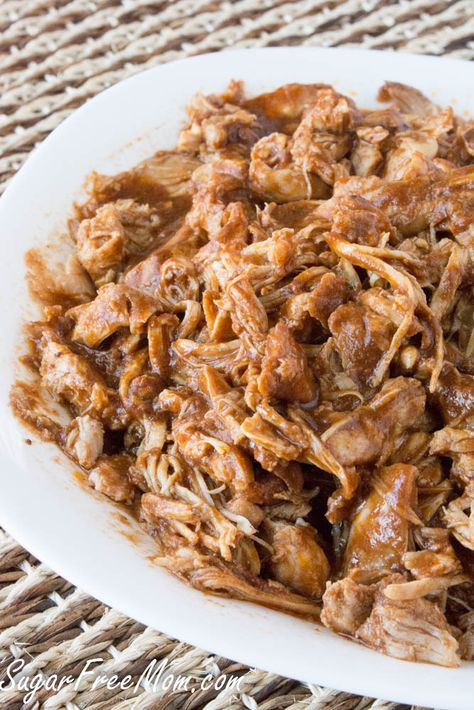 Crock Pot Sugar Free BBQ Pulled Chicken Easy Pulled Chicken Recipe, Bbq Pulled Chicken Recipes, Crockpot Pulled Chicken, Crock Pot Bbq, Chicken Substitute, Pulled Chicken Recipes, Bbq Pulled Chicken, Keto Bbq, Barbecue Chicken Recipe