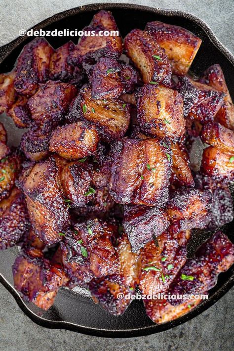 Gochujang Pork Belly, Side Pork Recipes, Porkbelly Dinner Ideas, Pork Bites Recipes, Garlic Pork Bites, Easy Pork Belly, Sticky Pork Belly, Cubed Pork Recipes, Pork Belly Bites