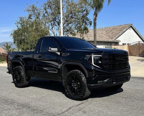 Dream Cars Lexus, Best Suv Cars, Car 2023, Single Cab Trucks, Silverado Truck, Cars Ideas, Lowrider Trucks, Dropped Trucks, Black Truck