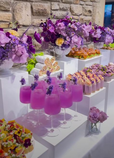 35th Birthday Party Decorations, Purple Tea Party, Birthday Food Ideas, Catering Food Displays, Party Food Buffet, Purple Birthday, Birthday Brunch, Food Displays, Catering Food