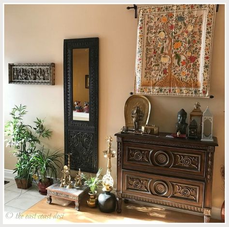 Indian Fireplace Decor, Fabindia Home Decor, Home Passage Decor, Pakistan Home Decor, Modern South Asian Home Decor, South Asian Decor, Indian Antique Decor, Antique Items Decor, Indian Corner Decor Living Rooms