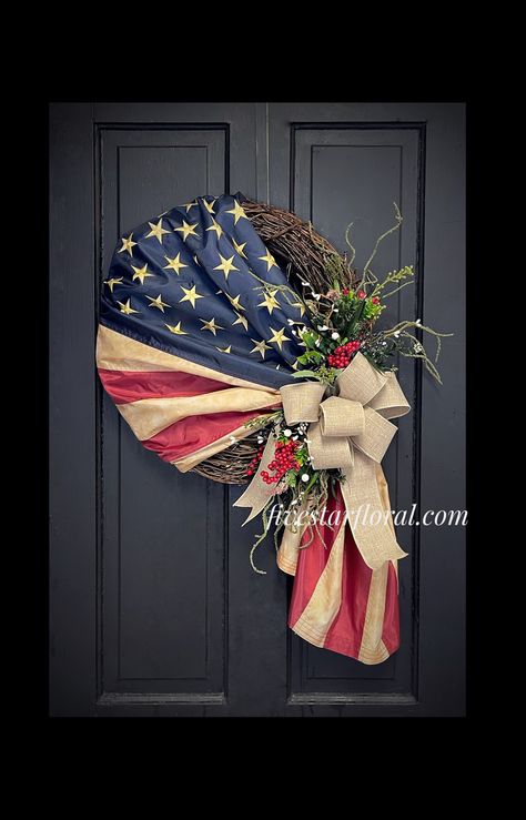 Circle Ideas, Patriotic Door Wreath, Patriotic Home Decor, Round Wreaths, Door Swags, Fourth Of July Wreath, Patriotic Wreaths, American Flag Wreath, Flag Wreath