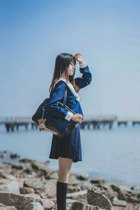 Photo Backpack, Kids Uniforms, Girl In Water, Sailor Suit, Japanese School, Japan Girl, Pose Reference Photo, Photography Women, Historical Photos