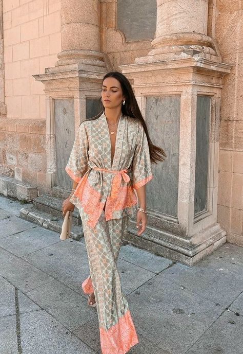 Street Style 2024 Summer, Modern Boho Fashion, Look Kimono, Elegantes Outfit Damen, Kimono Set, Pijamas Women, Mode Kimono, Stil Boho, Moda Chic