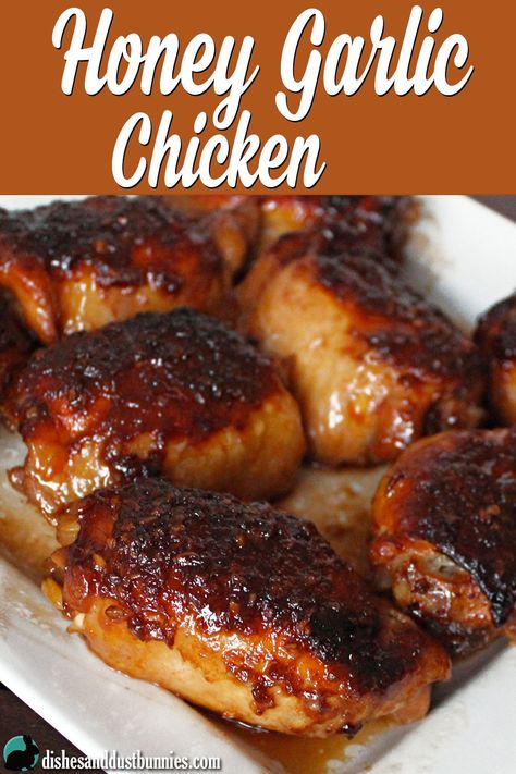 Honey Garlic Chicken Garlic Chicken Recipes, Dust Bunnies, Honey Garlic Chicken, Honey Recipes, Chicken Dishes Recipes, Honey Garlic, Idee Pasto Sano, Baked Chicken Recipes, Garlic Chicken