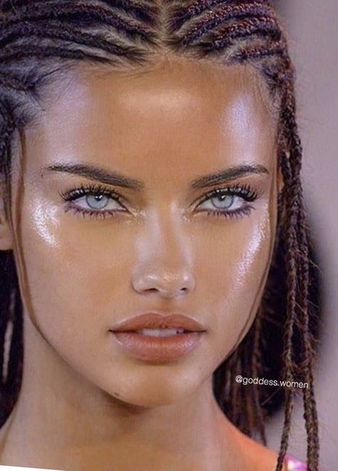 Adriana Lima, Adriana Lima Face, Adriana Lima Style, Most Beautiful Eyes, Gorgeous Eyes, Angel Face, American Beauty, Beauty Face, استوديو الصور