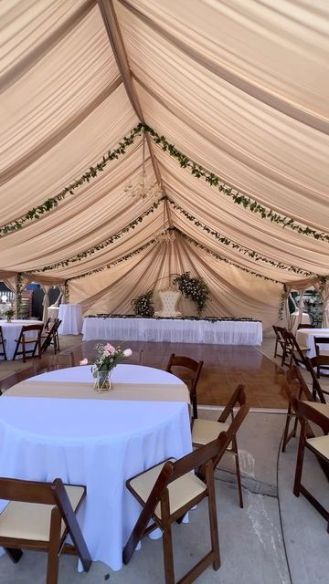 Tables Under Tent, Outside 15 Party Ideas, Tent Quinceanera, Tent Event Decor, Brown Quinceanera Theme, Baby Shower Tent Decorations, Outdoor Quinceanera Ideas, Outdoor Quinceanera Ideas Decoration, Brown Quince