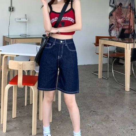 Shorts Jeans Women Baggy Y2K Fashion Straight Vintage Streetwear 2024 Summer Loose Denim Short Pants $17.61 In-Store Now Worldwide Free Shipping 🔶Specifications🔶 Season: Summer Fabric Type: DENIM Material Composition: 95%Cotton Closure Type: Elastic Waist Material: COTTON If you are interested in buying this outfit, please send me a message #womenfashion❤👗👚 #summerfashionday #summerfashionrose #summerfashiongala #summerfashiondam #styleınspo #styleinspon #styleinspo🇿🇦 #chiclookbook #chi... Baggy Shorts Outfits Women, Shorts Outfits Y2k, Baggy Jean Shorts Outfit, Baggy Shorts Outfit, Streetwear 2024, Baggy Jeans Outfit, Jean Short Outfits, Shorts Outfits Women, Send Me A Message