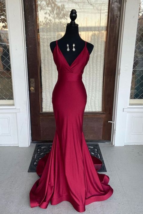 Burgundy Mermaid Dress, Burgundy Prom Dress Mermaid, Red Mermaid Prom Dress, Prom Dress Burgundy, Burgundy Evening Dress, Red Mermaid, Dress Display, Burgundy Prom Dress, Custom Size Dresses