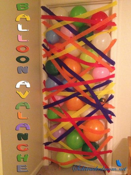 I might try this balloon avalanche for Anna's birthday this year.  Remember doing this in college with newspaper and I think popcorn... Birthday Morning, Festa Party, Ideas Birthday, Birthday Surprise, Child Love, Birthday Fun, The Balloon, Holidays And Events, Kids Birthday Party