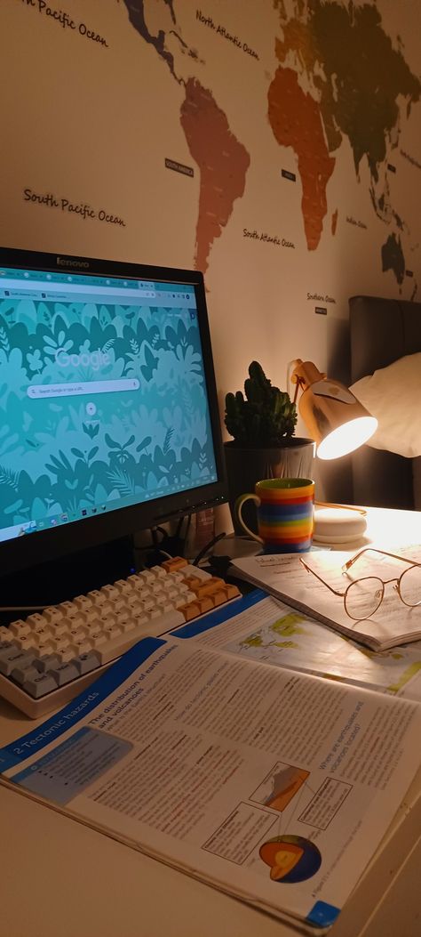 Geography Subject Aesthetic, Studying Geography Aesthetic, Humanities Aesthetic, Geography Aesthetic, Studying Geography, Teacher Vision Board, Keyboard Cute, Aesthetic Desk Setup, Aesthetic Study Motivation