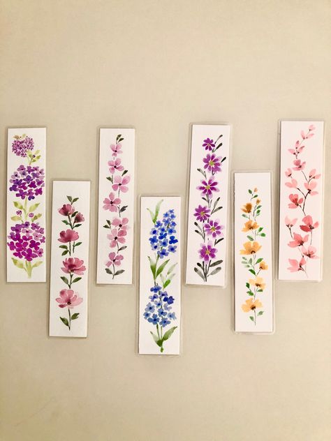 Handmade Bookmarks Diy, Origami For Beginners, Creative Bookmarks, Bookmark Craft, Paper Bookmarks, Watercolor Bookmarks, Diy Bookmarks, Watercolor Flower Art, Watercolor Art Lessons