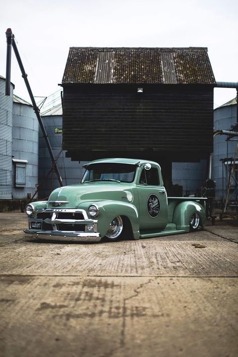 Diy Truck Mods, Chevy 3100 Truck, 1954 Chevy Truck, Car Detailing Products, Slammed Trucks, Tactical Truck, Lowrider Trucks, Chevy 3100, Old Chevy