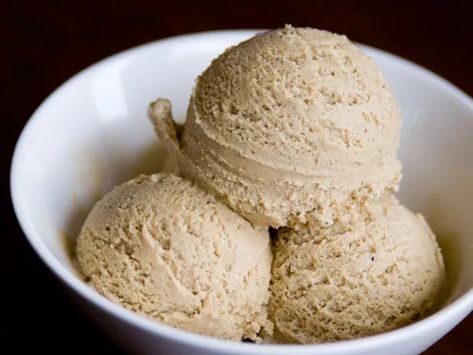 Cardamom Ice Cream Recipe, Cardamom Ice Cream, Coffee Ice Cream Recipe, Pumpkin Ice Cream, Malted Milk, Ice Cream Popsicles, Coffee Ice Cream, Cream Desserts, Chocolate Ice