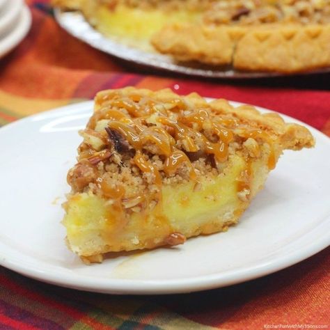 Carmel Pecan Buttermilk Pie, Texas Buttermilk Pecan Pie, Buttermilk Pecan Pie Recipe, Pecan Buttermilk Pie, Buttermilk Pecan Pie, Appalachian Cooking, Streusel Pie, Millionaire Pie, Buttermilk Pie Recipe