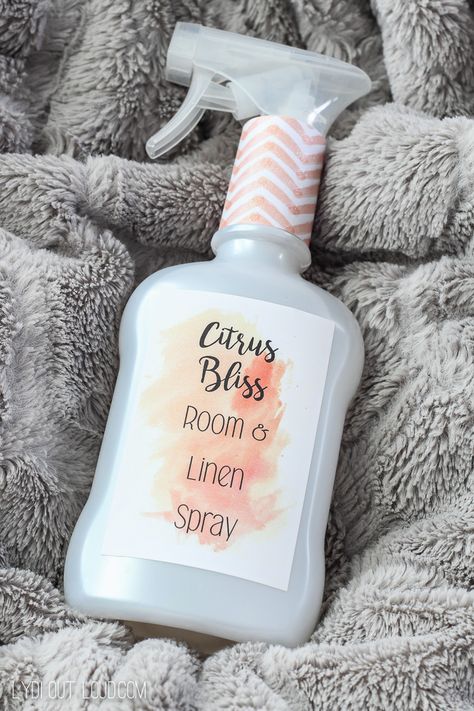 DIY Room and Linen Spray Lavender Pillow Spray, Diy Home Spa, Room And Linen Spray, Linen Room, Lavender Pillow, Room Linen Spray, Homemade Cleaning Supplies, Own Room, Room Fragrance