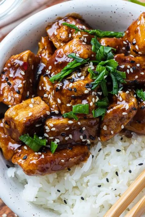 Vegetarian Bulgogi, Vegetarian Korean Bbq, Korean Bbq Tofu, Vegan Korean Bbq, Vegan Korean Food, Vegan Japanese, Vegan Asian Recipes, Bbq Tofu, Soy Curls