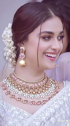 Kirti Suresh, Laughing Girl, Keerthi Suresh, Keerthy Suresh, Beauty Smile, Biochemistry, Beautiful Saree, Indian Beauty Saree, Beautiful Smile