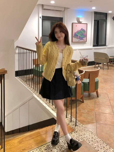 Spring Outfits Korea Korean Style Casual, Cardigan Loafer Outfit, Light Pink Pleated Skirt Outfit, Korea Skirt Outfit, Seville Spain Outfits Winter, Korean Cute Outfits Skirts, Loafers Korean Outfit, Cardigan Outfits Summer, Spring Korean Outfit