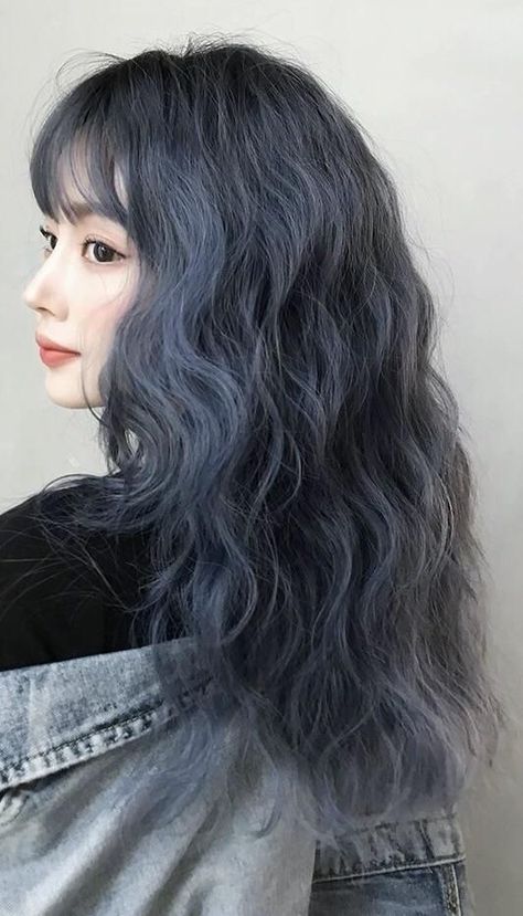 Beauty Outfits, Curly Synthetic Wig, Ulzzang Hair, Asian Photography, Wig Brown, Korean Hair Color, Girl Hair Colors, Dye Colors, Hair Color Blue