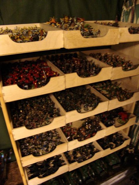 40k storage - I need something like this Warhammer Storage Ideas, Warhammer 40k Storage Ideas, Miniature Storage Ideas, Warhammer Organization, Warhammer Storage, Warhammer Display, Warhammer Room, Miniatures Storage, Dungeons And Dragons Room