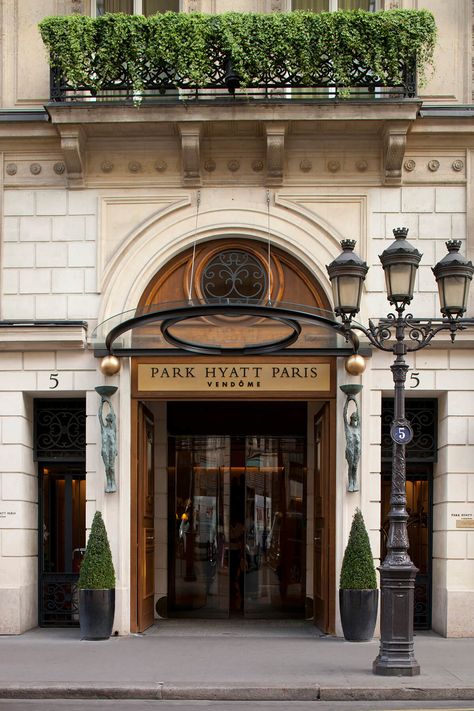 Parisian Hotel, Apartment Exterior, Classic Hotel, Elegant Doors, Hotel Exterior, Paris Hotel, Hotel Door, Hotel Entrance, Park Hyatt