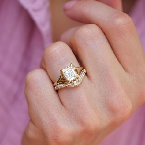 How would you stack our Split Shank Carre Cut Engagement Ring? Pick your favorite bridal stack (1,2,3…5)! Our Split Shank Carré Solitaire Diamond Ring✨The perfect engagement ring for the bride-to-be who is looking for a nontraditional yet simple engagement ring ❤️ Would you say “I DO!” to this one-of-a-kind engagement ring & wedding band pairing? All rings available on our website ☺️ #uniqueengagementring #vintageinspiredengagementring #engagementrings #ringoftheday #nontraditional #nontra... Wedding Band Pairing, Simple Engagement, Split Shank Engagement Rings, Engagement Ring Art Deco, Solitaire Diamond Ring, Split Shank Ring, The Perfect Engagement Ring, Simple Engagement Rings, Ring Wedding Band