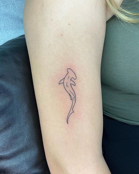 Marine Tattoo Fine Like Shark Tattoo, Simple Sealife Tattoo, Fine Line Hammerhead Tattoo, Beach’s Tattoos, Simple Sea Tattoo Ideas, Small Marine Tattoos, Marine Sleeve Tattoo, Line Work Shark Tattoo, Small Shark Tattoo For Women