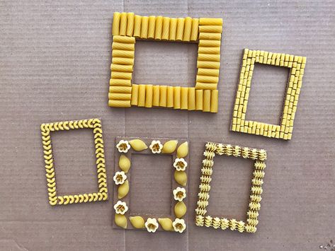 Frame Diy Ideas Crafts, Painted Pasta Crafts, Diy Frame Ideas Paper, Pasta Crafts For Adults, Photo Frame Crafts Diy, Frame Craft Ideas, Diy Frame Ideas, Painted Pasta, Photo Frame Craft