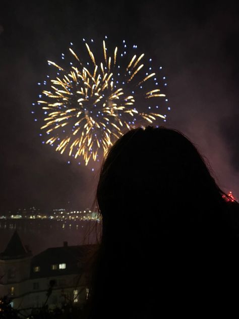 Diwali Snap, Fireworks Aesthetic, Happy Birthday Love Quotes, Instagram Message, Sky Photography Nature, Dream Aesthetic, Type Shi, Happy Birthday Love, Different Aesthetics