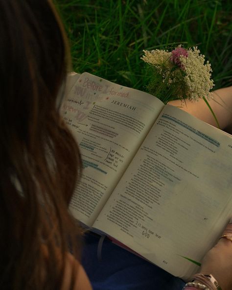 a golden hour senior shoot with miss @allison.crump + her Bible & bsf 🌅📸📖💌 • • • • Keywords: visual poetry, summer, pinterest, Indiana, couple photos, documentary style photography, Indiana photographer, vintage, storytelling photography, cinematic style photography, golden hour, summer photoshoot, Summer inspo, wildflowers, spring, senior photos, art, golden hour photos, pinterest inspo, Sunsets, vsco, senior 2025 photoshoot, • #photographer #photography #photo #photoshoot #photooftheday #re... Reading Senior Picture Ideas, Senior Picture Ideas Reading, Senior Guitar Photos, Senior Inspo Pics, Memorial Senior Picture Ideas, Senior Pics With Books, Trumpet Senior Pictures, Senior Pics Unique, Documentary Style Senior Photos