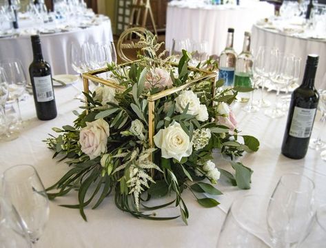 Gold geomertic cube wedidng flower centerpiece at Howsham Hall York Gold Cube Wedding Centerpieces, Gold Cube Centerpieces, Cube Flower Arrangements, Cube Centerpiece, Fountain Centerpiece Wedding, Tall Gold Centerpieces, Art Deco Centerpiece, Quince Centerpieces, Low Wedding Centerpieces