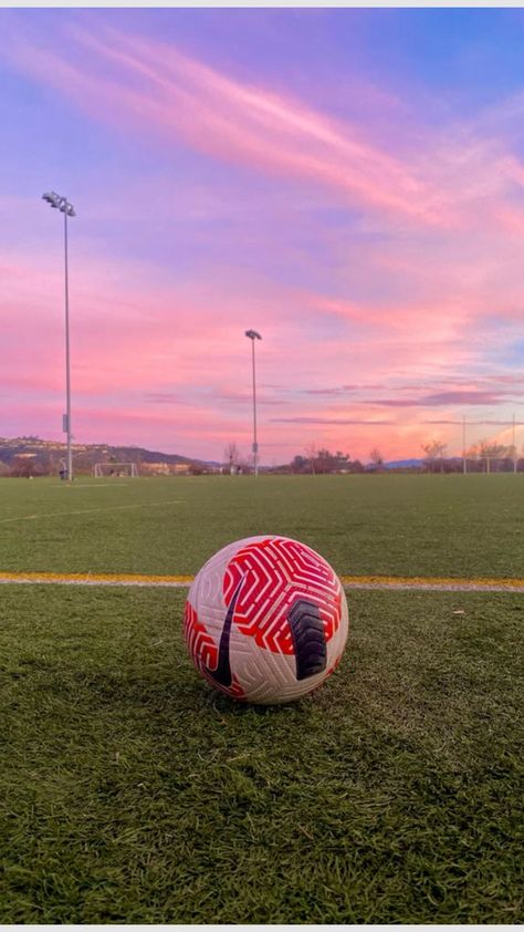 Soccer Sunset Wallpaper, Soccer Asethic Pictures, Soccer Pitch Aesthetic, Soccer Asthetic Picture, Cool Soccer Pictures, Aesthetic Soccer Pics, Soccer Widgets, Soccer Aesthetic Pictures, Aesthetic Soccer Pictures