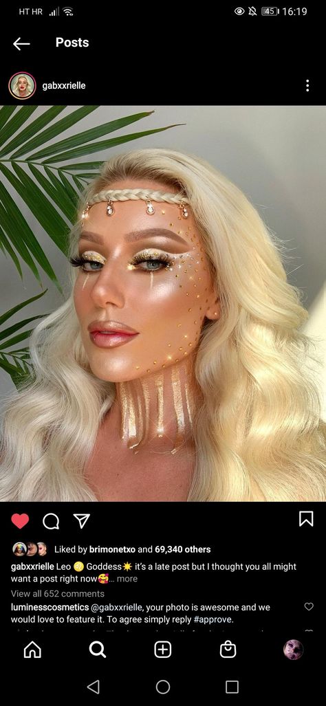 Greek Goddess Make Up Look, Golden Goddess Halloween Costume, Goddess Custome Halloween, Egyptian Goddess Costume Make Up, Godess Make Up Halloween, Grecian Goddess Makeup, Sun Make Up Halloween, Plus Size Goddess Costume, Golden Goddess Makeup Halloween