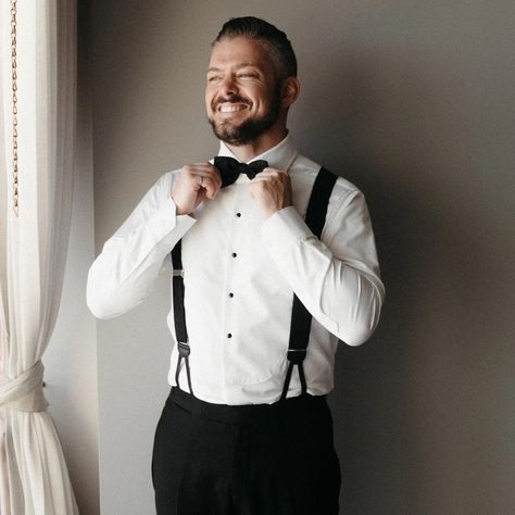 Though brides usually get the spotlight, today we’re celebrating the boys! Over the years, we’ve noticed the moment a groom adjusts his bow tie, his eyes begin to sparkle. It’s just a little tweak, but it’s the kickoff to the biggest day of his life! Photo: @efegepho Venue: @thecapehotel #DelCaboWeddings #WeddingPlanning #Groom #Bowtie #GettingReady #WeddingDay #CaboWedding #luxurywedding Groom Bowtie, Cabo Weddings, Life Photo, The Boys, His Eyes, Luxury Wedding, Bow Tie, Big Day, Over The Years