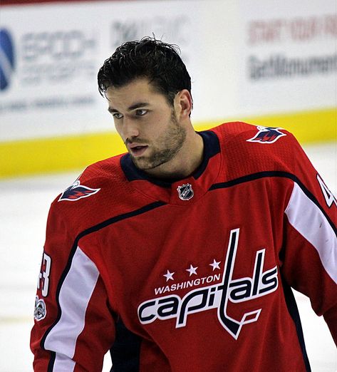 Tom Wilson Hockey, Frizzy Hair Men, Washington Capitals Hockey, Canadian Hockey, Capitals Hockey, Hockey Guys, Tom Wilson, Hot Hockey Players, Hockey Baby