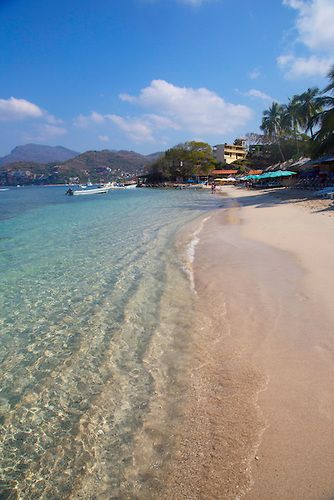 Playa Las Gatas, Zihuatanejo, Guerrero, Mexico Zihuatanejo Mexico, Ixtapa Zihuatanejo, Beaches To Visit, Best Beaches To Visit, Mexican Beaches, Visit Mexico, Mexico Vacation, Hair Down, Best Beaches