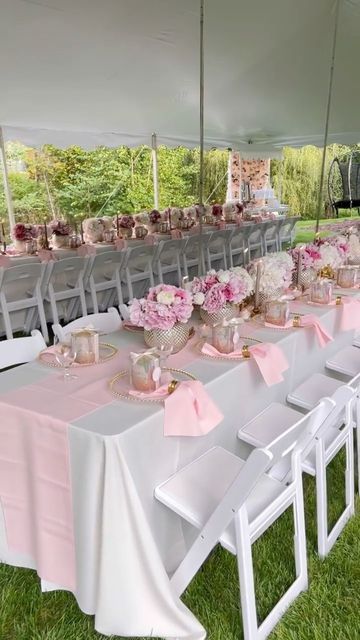 Farah Merhi on Instagram: "Yesterday I hosted my sister’s bridal shower in our backyard. I wanted to set up a romantic vibe to celebrate her with our close friends and family. I loved styling the event for her! Layer by layer, the bridal shower came to life and we had a blast! Here’s how it all came together! A special thank you to @sweettreat_events_ for the props rental and amazing dessert! @llamazingevents did the beautiful wall and balloon arch!" Family Reunion Decorations, Pink Graduation Party, Outdoor Wedding Tables, Farah Merhi, Nikah Decor, Backyard Bridal Showers, Quinceanera Centerpieces, 18th Birthday Decorations, Layer By Layer